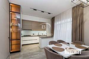 Дом 175м&sup2;, 1-этажный, участок 6 сот.  