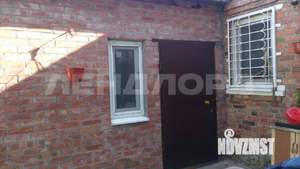 Дом 32м&sup2;, 2-этажный, участок 1 сот.  