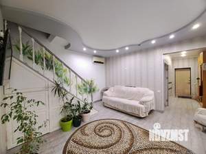 Дом 100м², 2-этажный, участок 3 сот.  