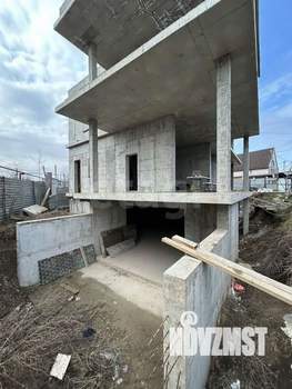 Дом 780м², 4-этажный, участок 6 сот.  