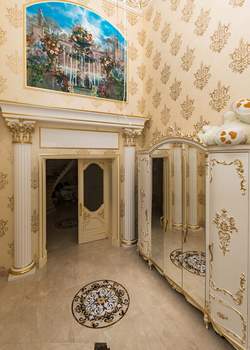 Дом 460м², 2-этажный, участок 6 сот.  