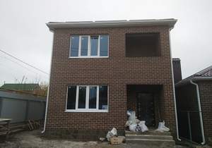 Дом 135м&sup2;, 2-этажный, участок 4 сот.  