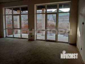 Дом 220м², 2-этажный, участок 3 сот.  