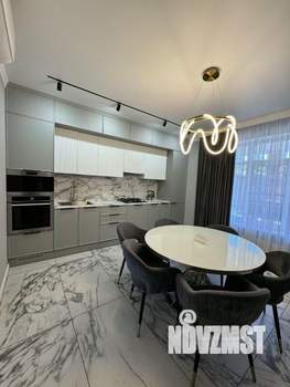 Дом 120м&sup2;, 2-этажный, участок 3 сот.  