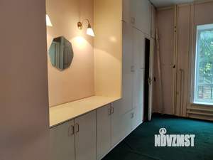 Дом 177м², 2-этажный, участок 6 сот.  