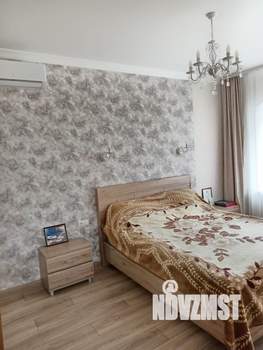 Дом 132м&sup2;, 3-этажный, участок 3 сот.  