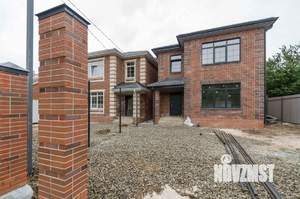 Дом 140м&sup2;, 2-этажный, участок 3 сот.  