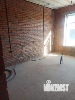 Дом 150м&sup2;, 1-этажный, участок 6 сот.  