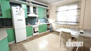 Дом 170м&sup2;, 2-этажный, участок 2 сот.  