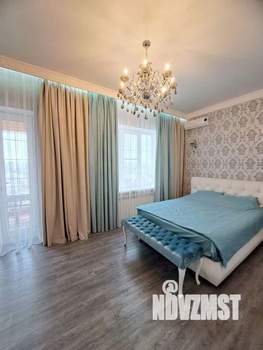 Дом 260м², 3-этажный, участок 3 сот.  