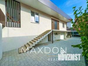 Дом 320м², 2-этажный, участок 4 сот.  