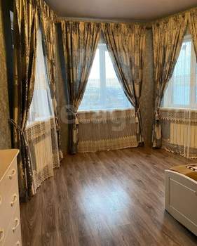 Дом 156м&sup2;, 2-этажный, участок 3 сот.  