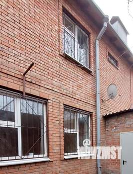 Дом 300м&sup2;, 2-этажный, участок 3 сот.  