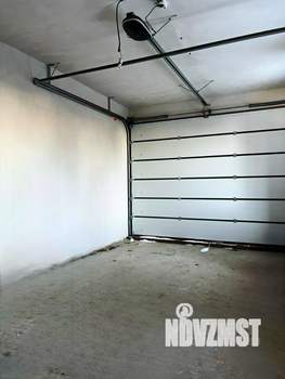 Дом 240м&sup2;, 3-этажный, участок 4 сот.  