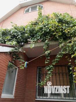 Дом 100м², 3-этажный, участок 2 сот.  