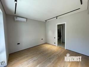 Дом 252м², 2-этажный, участок 4 сот.  