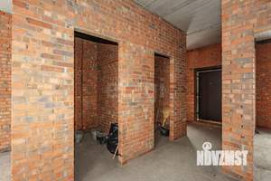 Дом 153м&sup2;, 2-этажный, участок 3 сот.  