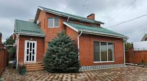 Дом 180м², 2-этажный, участок 5 сот.  