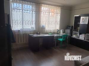 Дом 280м², 3-этажный, участок 6 сот.  