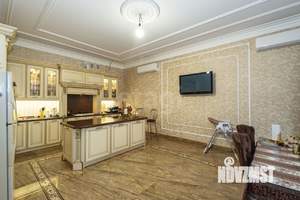 Дом 650м², 2-этажный, участок 7 сот.  