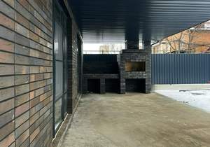 Дом 220м&sup2;, 3-этажный, участок 4 сот.  