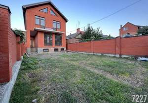 Дом 250м², 3-этажный, участок 3 сот.  