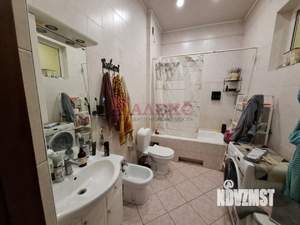 Дом 198м², 2-этажный, участок 318 сот.  