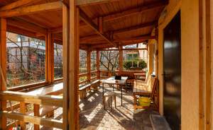 Дом 140м&sup2;, 2-этажный, участок 6 сот.  