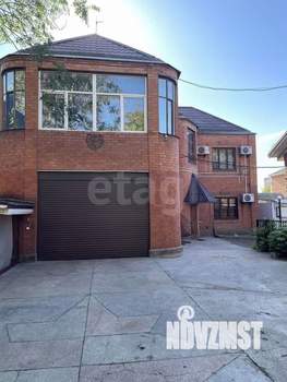 Дом 238м&sup2;, 2-этажный, участок 6 сот.  