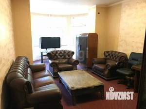 Дом 240м&sup2;, 2-этажный, участок 12 сот.  