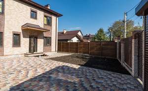 Дом 140м², 2-этажный, участок 4 сот.  