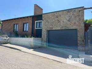 Дом 252м², 2-этажный, участок 4 сот.  