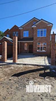 Дом 178м&sup2;, 2-этажный, участок 3 сот.  