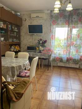 Дом 223м², 2-этажный, участок 6 сот.  
