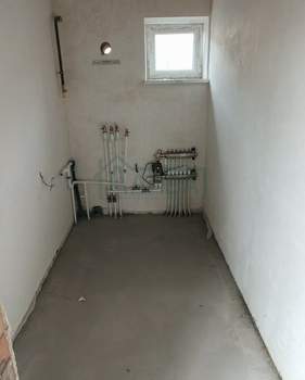 Дом 135м&sup2;, 13-этажный, участок 4 сот.  