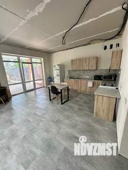 Дом 135м&sup2;, 1-этажный, участок 4 сот.  