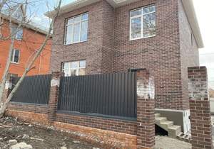 Дом 165м&sup2;, 2-этажный, участок 3 сот.  