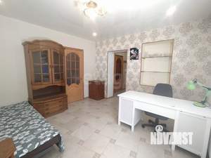 Дом 100м&sup2;, 2-этажный, участок 6 сот.  