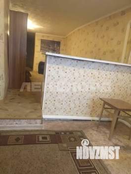 Дом 30м&sup2;, 2-этажный, участок 1 сот.  