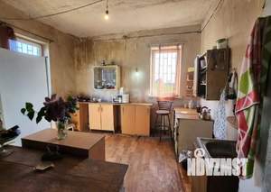 Дом 100м&sup2;, 2-этажный, участок 7 сот.  