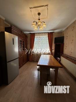 Дом 101м&sup2;, 2-этажный, участок 6 сот.  