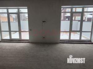 Дом 200м&sup2;, 2-этажный, участок 4 сот.  