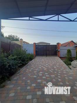 Дом 292м&sup2;, 2-этажный, участок 7 сот.  