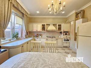 Дом 140м², 2-этажный, участок 3 сот.  