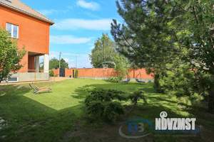 Дом 250м&sup2;, 3-этажный, участок 6 сот.  