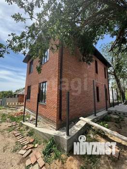 Дом 140м&sup2;, 2-этажный, участок 3 сот.  