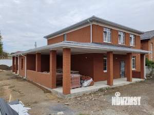 Дом 313м&sup2;, 2-этажный, участок 8 сот.  