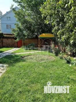 Дом 210м², 2-этажный, участок 6 сот.  