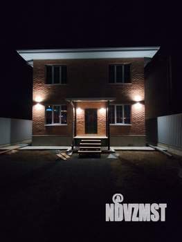 Дом 195м&sup2;, 3-этажный, участок 4 сот.  