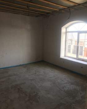 Дом 180м², 2-этажный, участок 5 сот.  